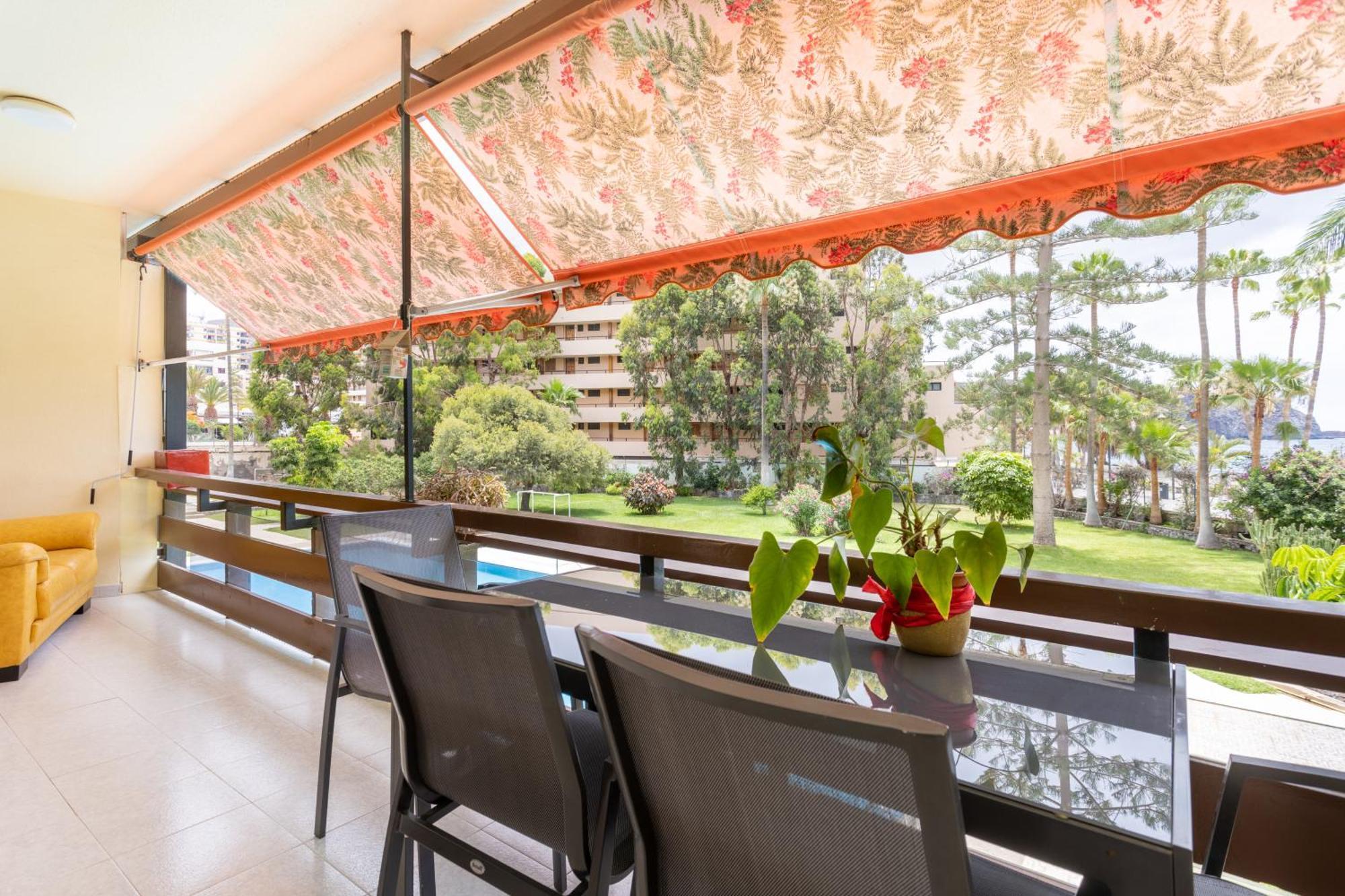 Classbnb - Seafront Apartment At Las Vistas Beach Arona  Exterior photo