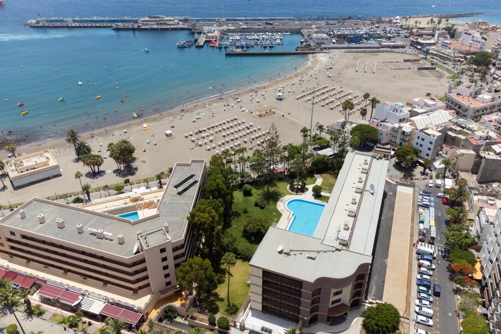 Classbnb - Seafront Apartment At Las Vistas Beach Arona  Exterior photo
